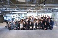 四半期に一度、全社員で集まる「みんなの超会議」