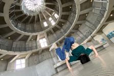 自由な環境で自分も世界も変えていく！立ち止まらないCS募集！