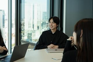 平均年齢29.8歳 若いメンバーが活躍する会社です