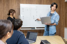 28・29卒｜0から学べる！社会に出る前にセールスの現場を知る学生募集！