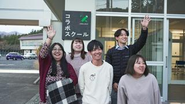 大槌町教育魅力化事業には、大槌高校魅力化チームと大槌臨学舎チーム、あわせて10名が所属しています。今回、参画いただく新メンバーは、大槌高校魅力化チーム内の「生活支援チーム」に配属されます。大槌町や岩手県出身のメンバーと、県外から移住したメンバーの比率は概ね半々です。