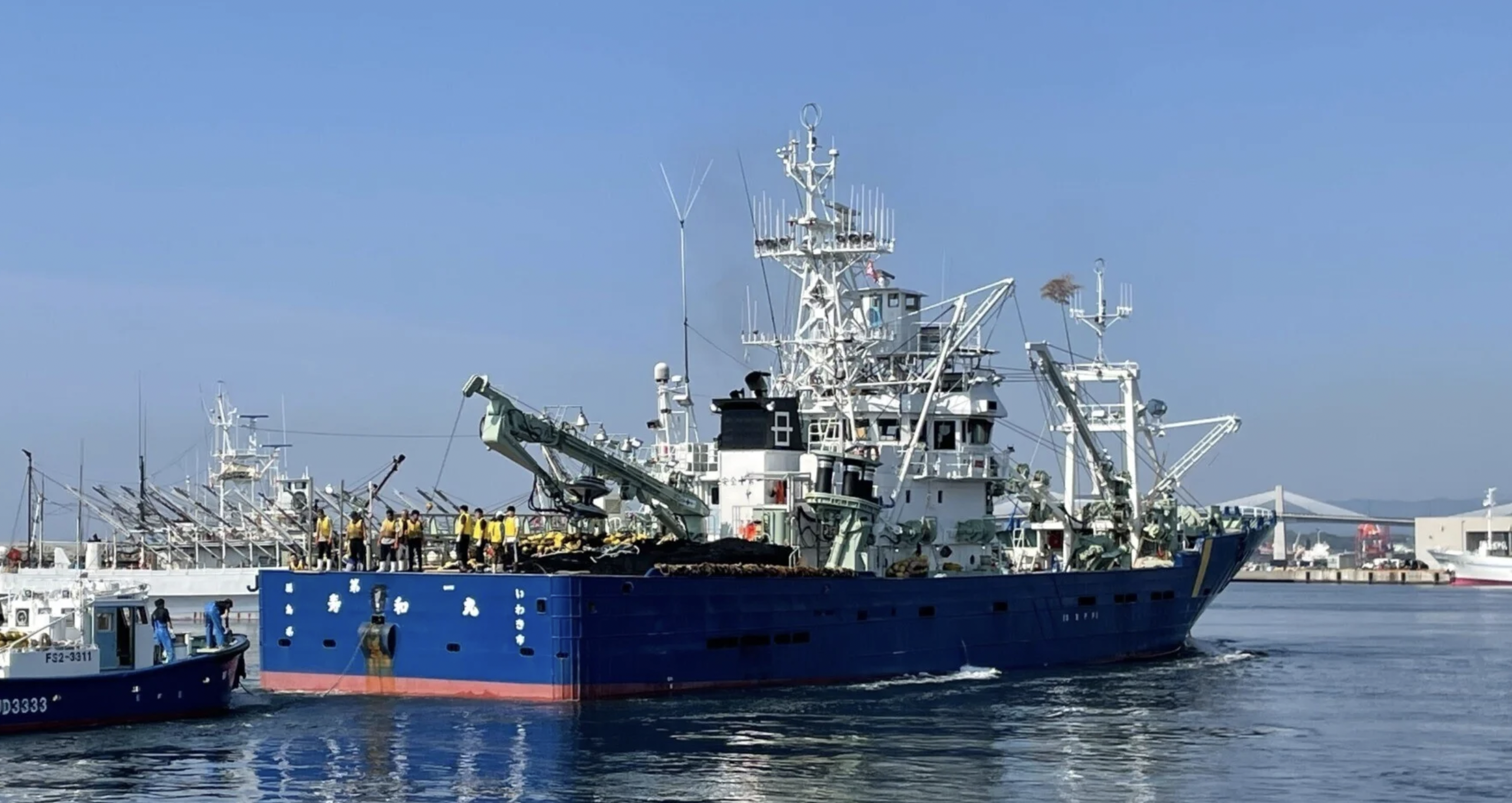 ライトハウスが提供する「次世代型衛星通信」とは！？沖合遠洋でも気軽にLINEが可能に