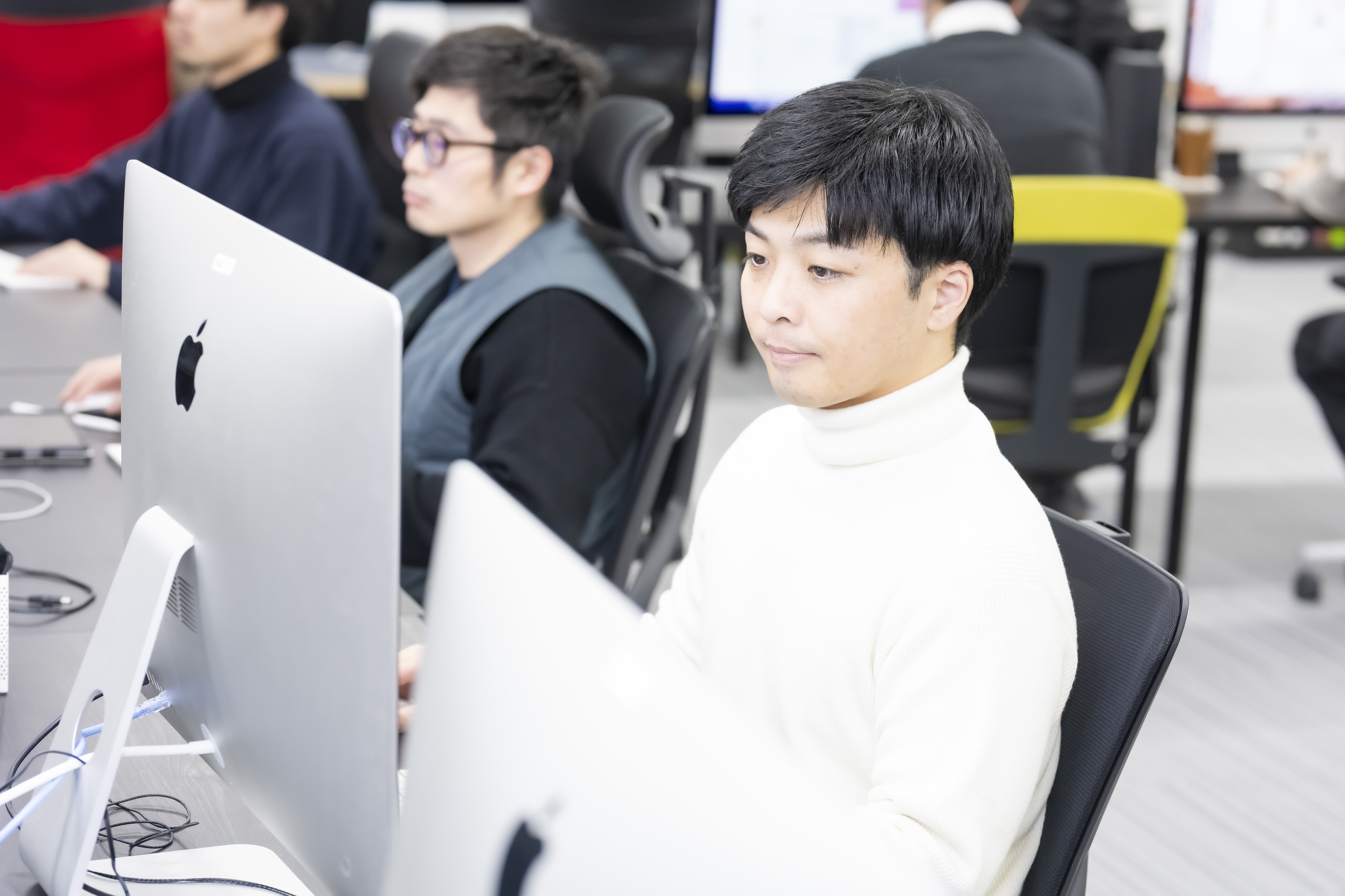 【社員インタビュー Vol.5】演劇活動13年からPC初心者で転身！橋本さんが見つけた「仮説立て」の面白さ