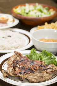 ジャークチキンをはじめとするカリブ・アメリカ料理