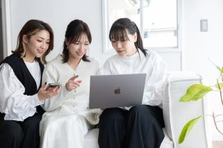 SNS運用ディレクター | 企業アカウント経験者大募集！