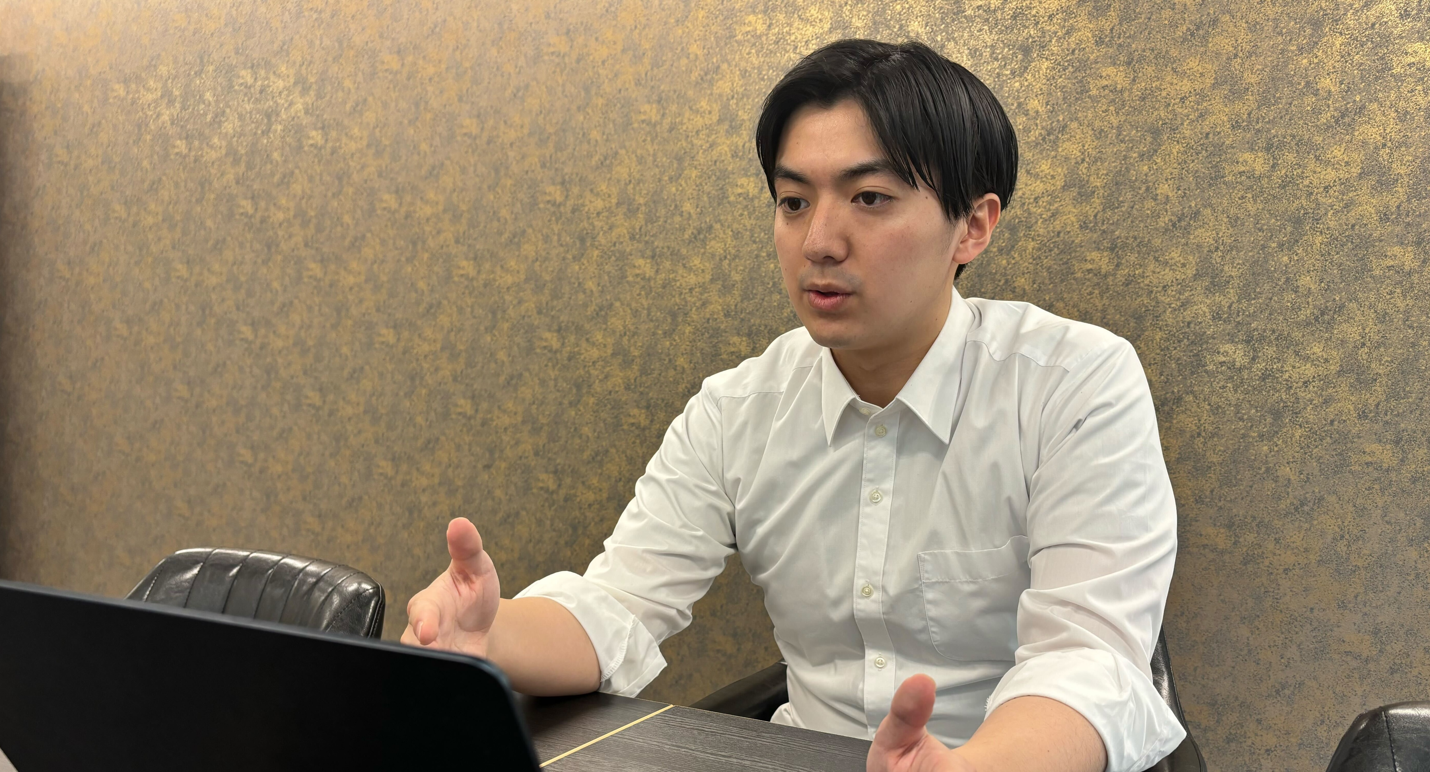 【人生を賭ける価値のある大冒険】燈株式会社 AI Saas事業部 Bizdev 代田航