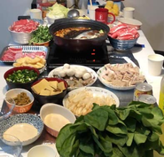 たびたび開催される中国本場の火鍋パーティ！こんなに美味しい火鍋を日本では食べられないかも！？