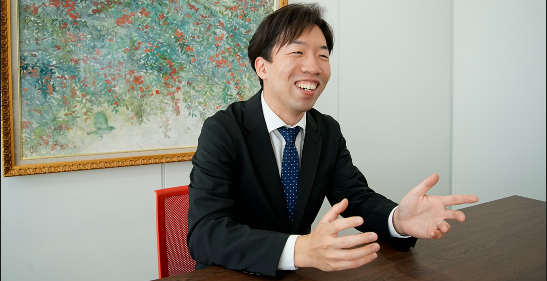 【社員インタビュー】毎日が貴重な勉強の機会。多様な経験をすることで、ポテンシャルが引き出される場所。グループ経営管理部 T.N.