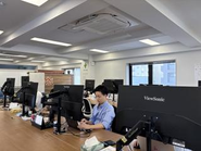 オンラインで全国各地の自治体・企業と面談しています。