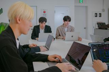週休3日｜成長企業でのゼロイチに挑むエンジニア募集！