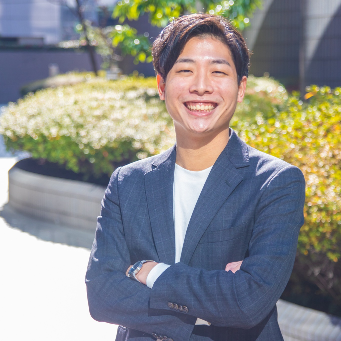 倉知 謡平