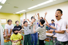 先生になりたいけど免許をもっていない。でも、子ども大好きなんだよなぁ。