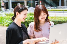 約1200万人が利用する自社toCサービスを支えるWEBエンジニア募集！