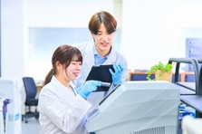 キャリア採用/最先端の世界へ！再生医療や新薬開発を支える研究アシスタント