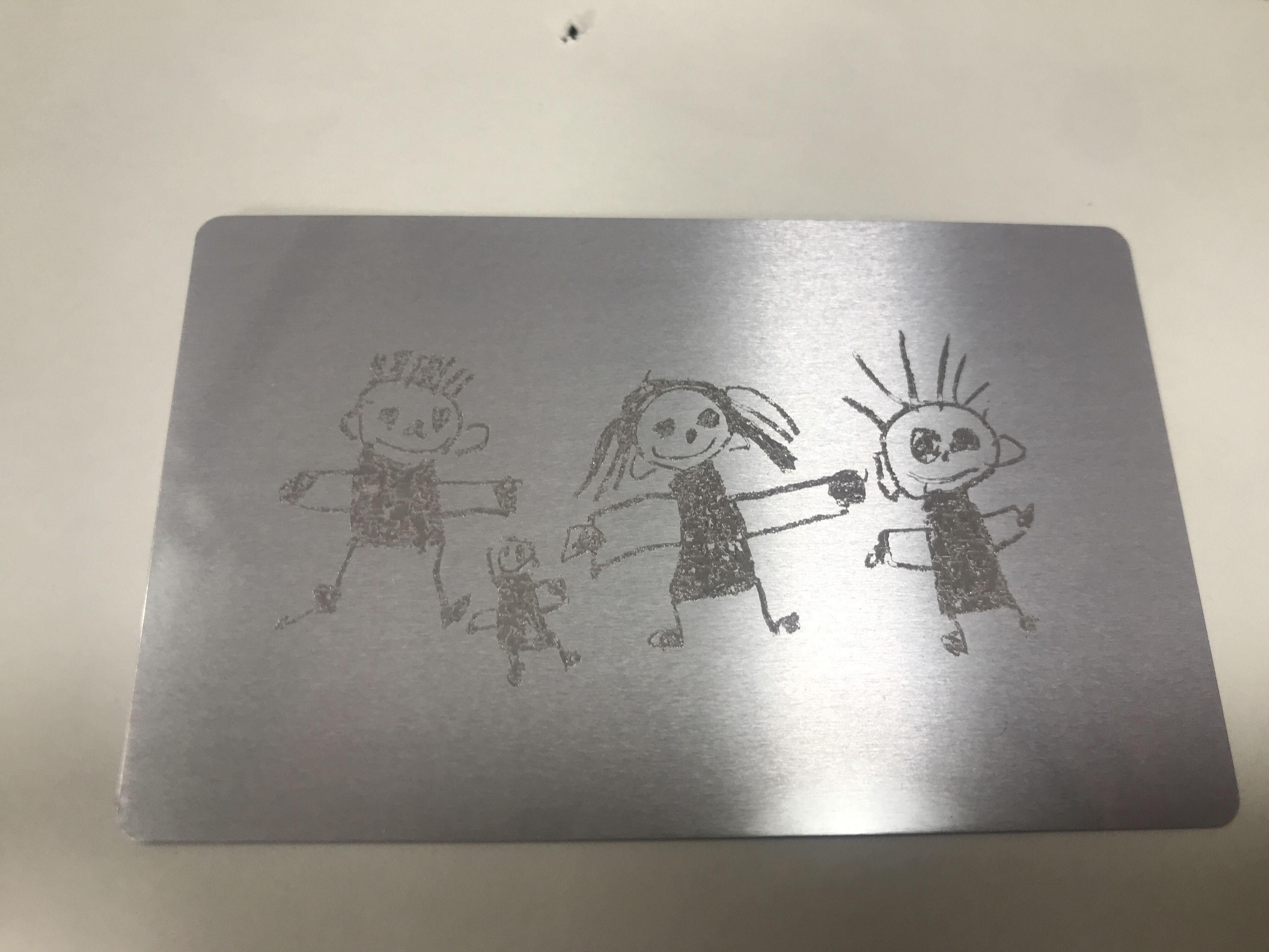 meta mate サービス紹介「レーザーマーカーで金属商品に想いを刻む」