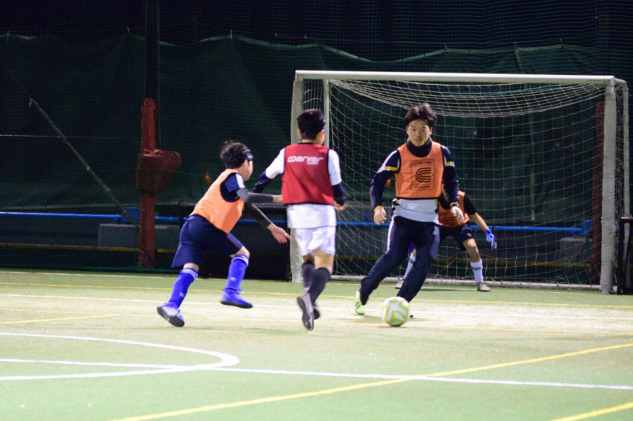 サッカースクールのアシスタントコーチのお仕事紹介