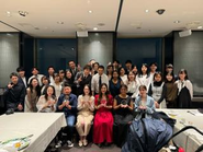 年齢・国籍様々なチームです！