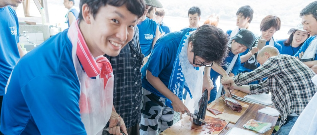 社員インタビューVol.1／なんかええやん、この上司 ～笑顔が素敵な営業部長～（前編）