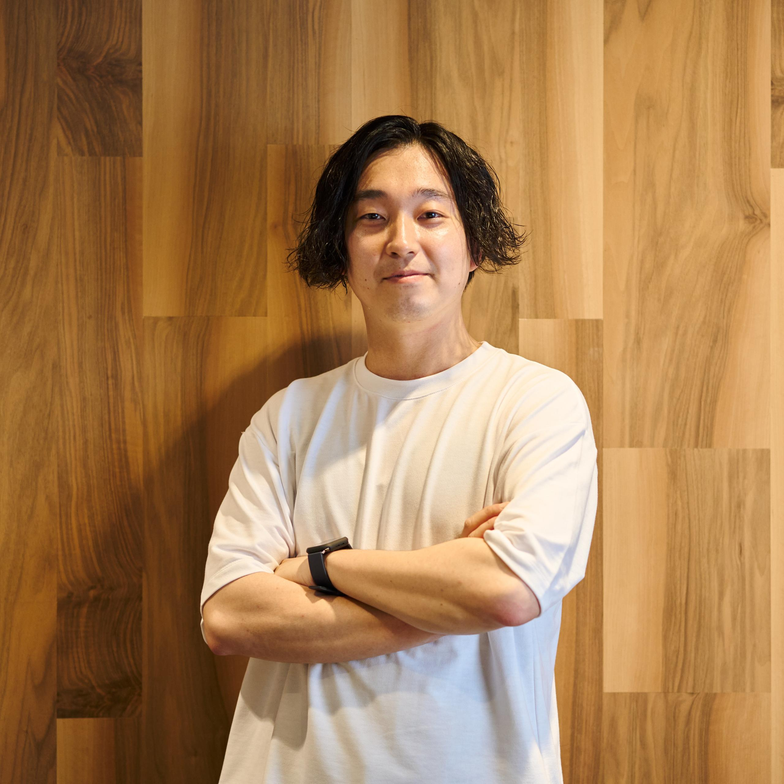 yoneda r