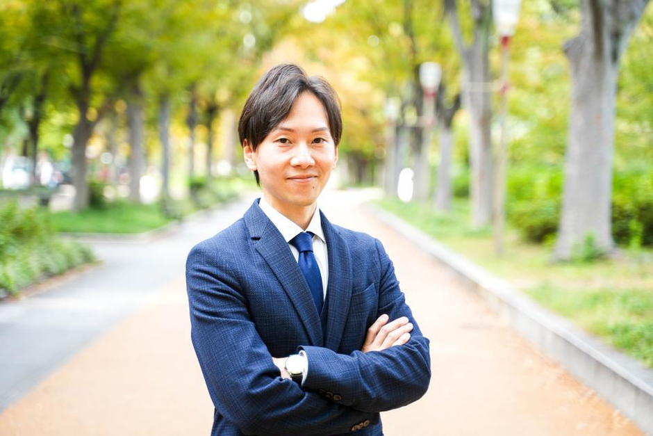 社員インタビュー】入社初月から即戦力として活躍するセールス・矢野