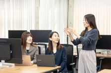 フルスタック志向歓迎！実務に即したカリキュラムで着実にスキルアップを実現！