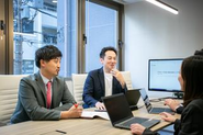 経営層との距離が近く、いつでも相談できる環境です！