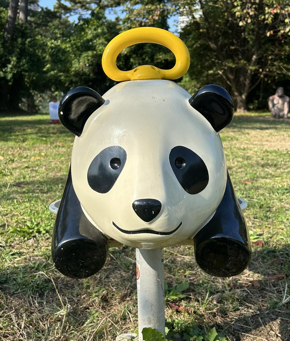 ハニーが行く！辰巳の森緑道公園の「パンダの群れと赤パンダ