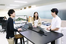 人々の暮らしと不動産ビジネスを変革するWebエンジニアを募集！