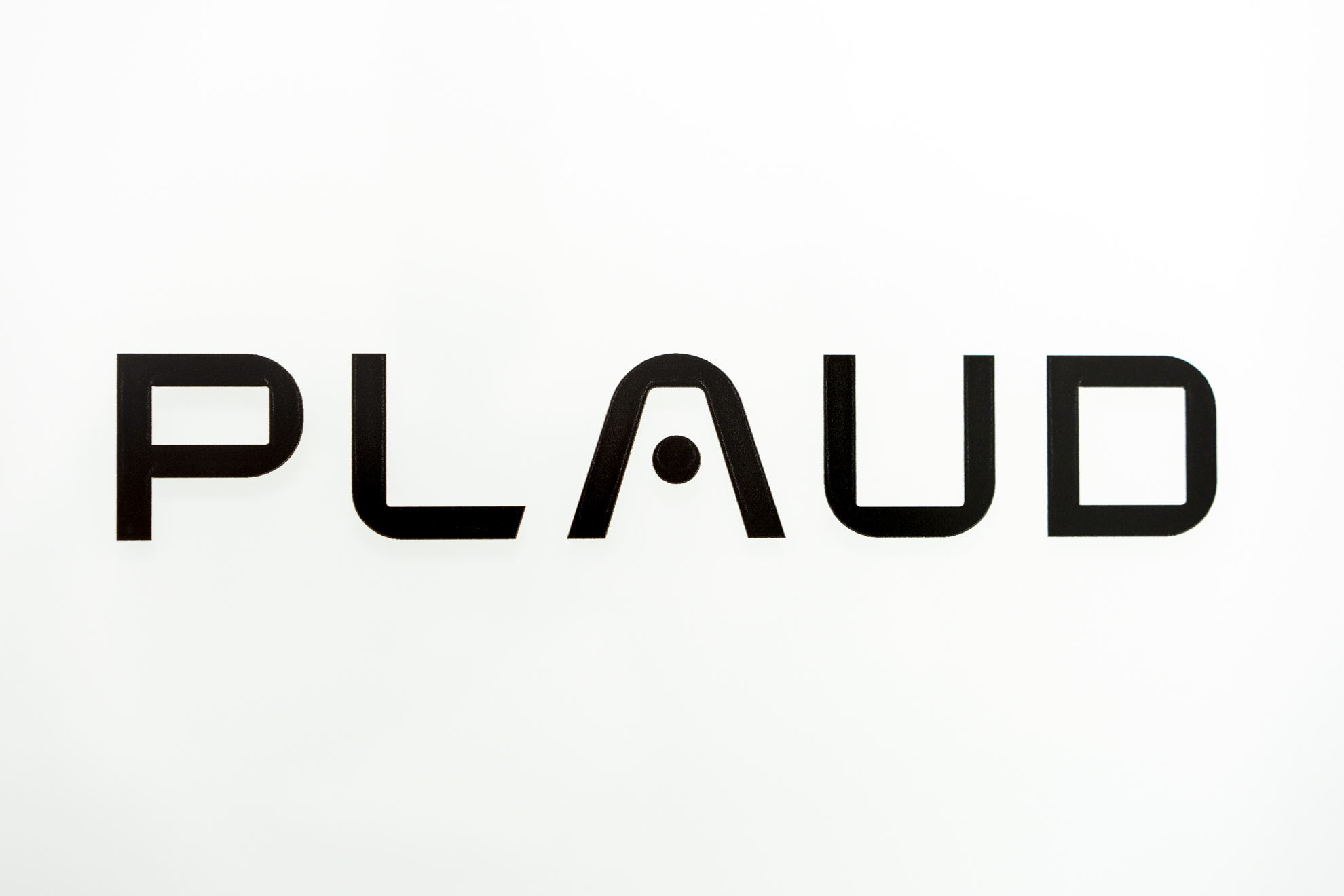 【事業紹介】「AIは、人間のための相棒だ」知的生産性を年間260時間ブーストするPlaudが描く未来