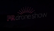 1,000機規模の最先端ドローンショーで、空撮やイベント演出までを手がけています！夜空や昼間の空間をひとつの広大なメディアと捉え、言葉を超えた感動体験を創造する。そんな、ワクワクするような会社です！