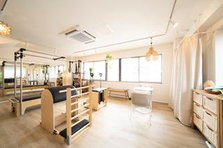 上場を目指す！パーソナルピラティススタジオのFC加盟開拓営業職の募集！