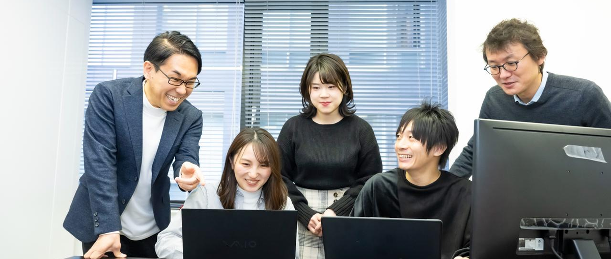 異業種出身の先輩多数活躍中／30名弱の社員と互いに高め合いながらスキルUP