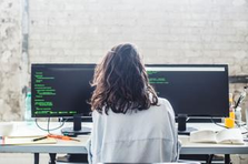 課題を見つけ形にし、価値に変える。自社プロダクトをフルスタックに自社開発！