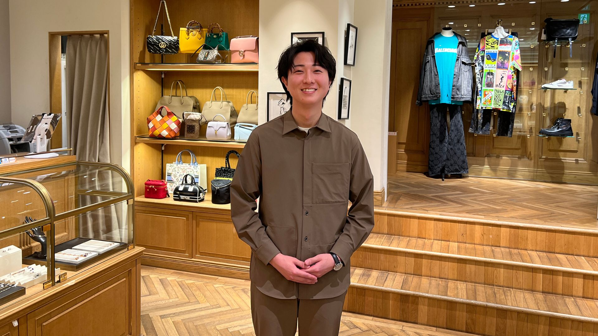 育休はキャリアを止めない——ストアマネージャーが語る育児とシゴトの両立