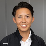山野 克也