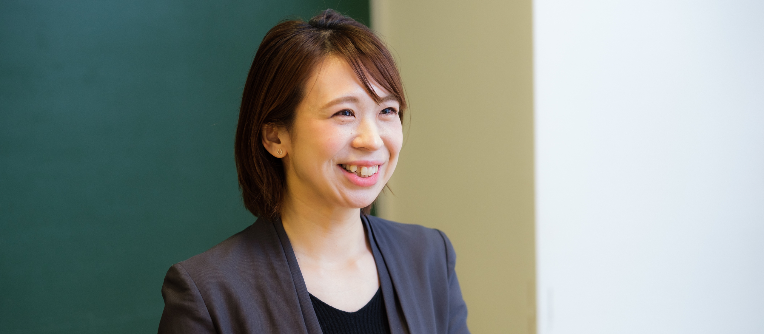 【社員インタビュー】フルリモート×フルフレックス×女性メンバー90％の環境で、やりがいある仕事と笑顔での育児の両立を実現！