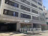 勾当台公園からすぐのオフィスです