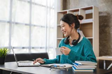  大人気SaaSのCS職｜テクニカルスキルを活かしサポート職として活躍！