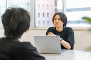 成果を求め、WEBコーダーが得意の動画に挑戦して3年、今では動画事業部として急成長を遂げています！