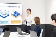 全社員での社内行事もたくさんあり、プライベートも共に楽しめる仲間ばかりで、チームワークも抜群です！「成長したい！」「精一杯頑張りたい！」といった熱い志を持った方をお待ちしております！