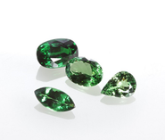 ベルエトワールでは、リングやペンダントに加工されていないルース（裸石）の状態でも宝石を扱っています。