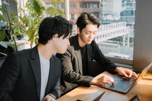 徹底的なサポートで、誰でもどこにでも売れる最強の営業になれるインターン！
