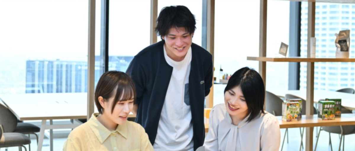 27卒 ¦ RIZAPグループで働く！総合職として多彩なキャリアを築く！