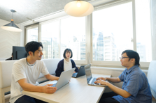 先進的技術の経験が積める！長期的なPJを担うバックエンドエンジニア募集！