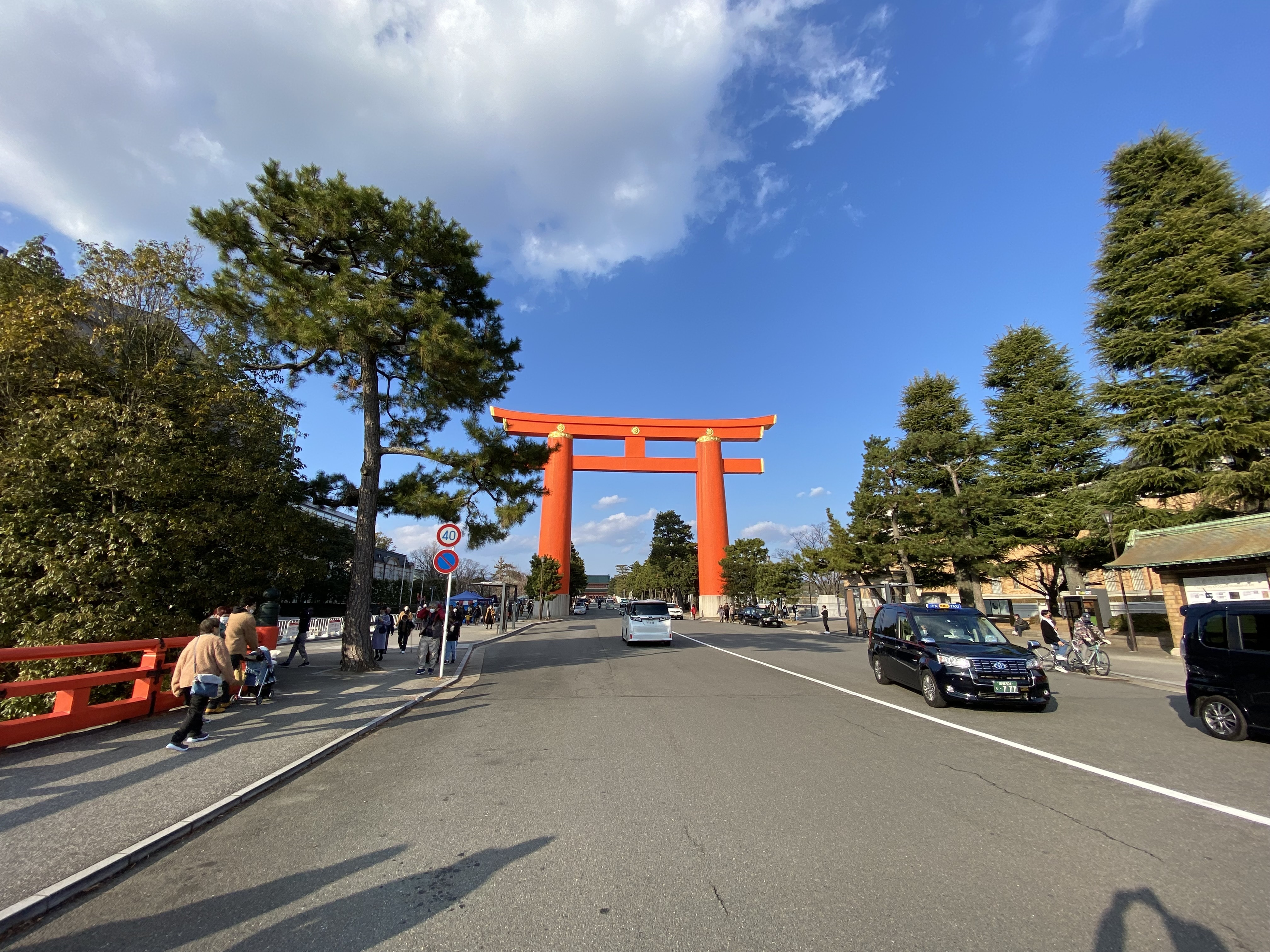 パーパス 2022：「破壊と創造を通して、全てのステークホルダーの成長に貢献する」