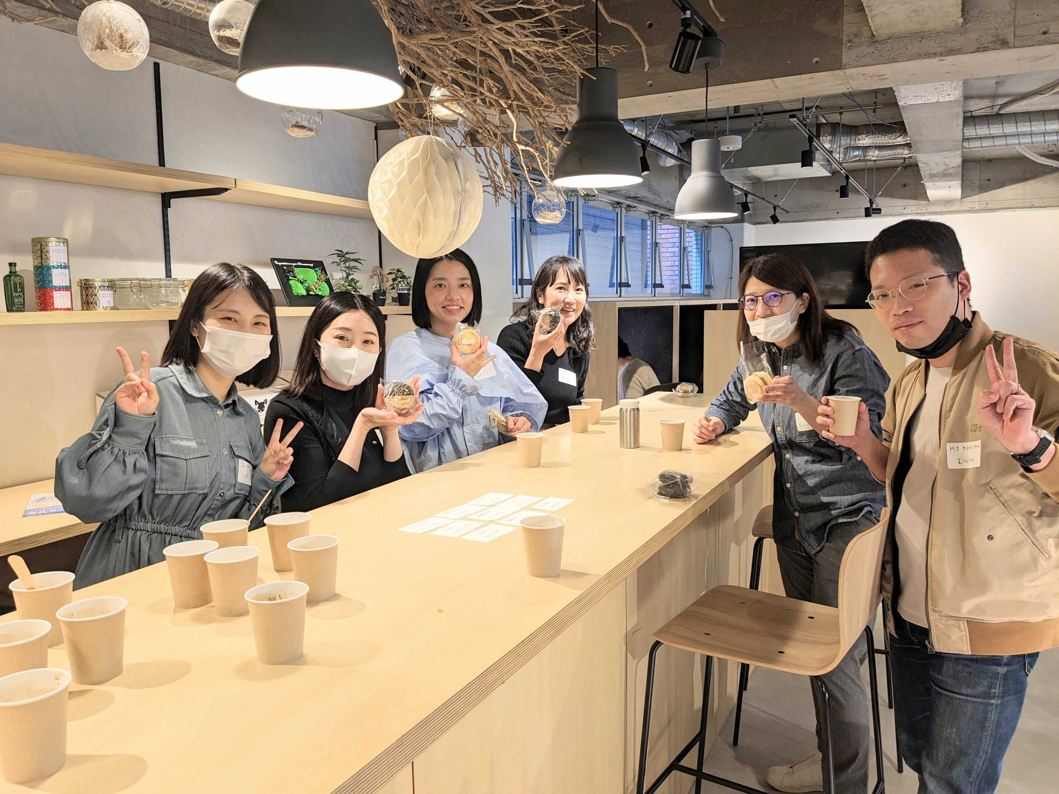 社内コミュニケーションを「おやつ」でより効果的に！ ２パターンの施策実施後に見えてきた「月１」の重要性