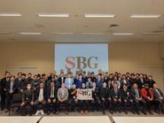 SBGでは東京と大阪で例会を開催しています。例会では、活動報告や懇親会に加え、会員メンバーによる講演も行います。各分野のトップクラスの経営者が集まるSBGだからこそできる運営です。
