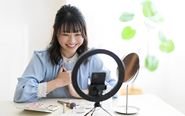 ライブ販売に挑戦しませんか？ 自宅でも気軽に数時間から働けます✨