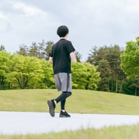小岩井 悠太