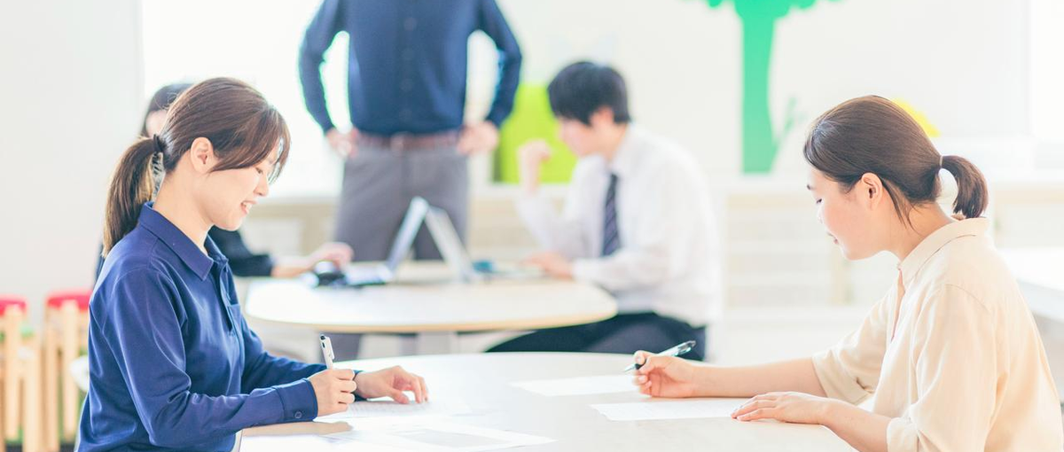 経済と福祉の間で。地域を支える新しい仕組みを、ともに創る。